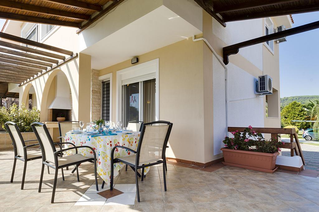 Villa Nefeli - Akti Salonikiou A Agios Nikolaos  Exterior photo